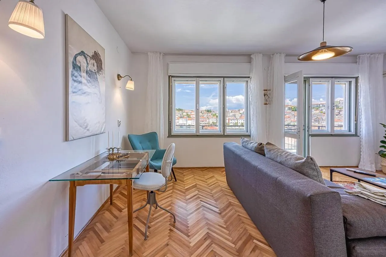 Enolabee Harbour View Apartment - Happy Rentals Mali Lošinj