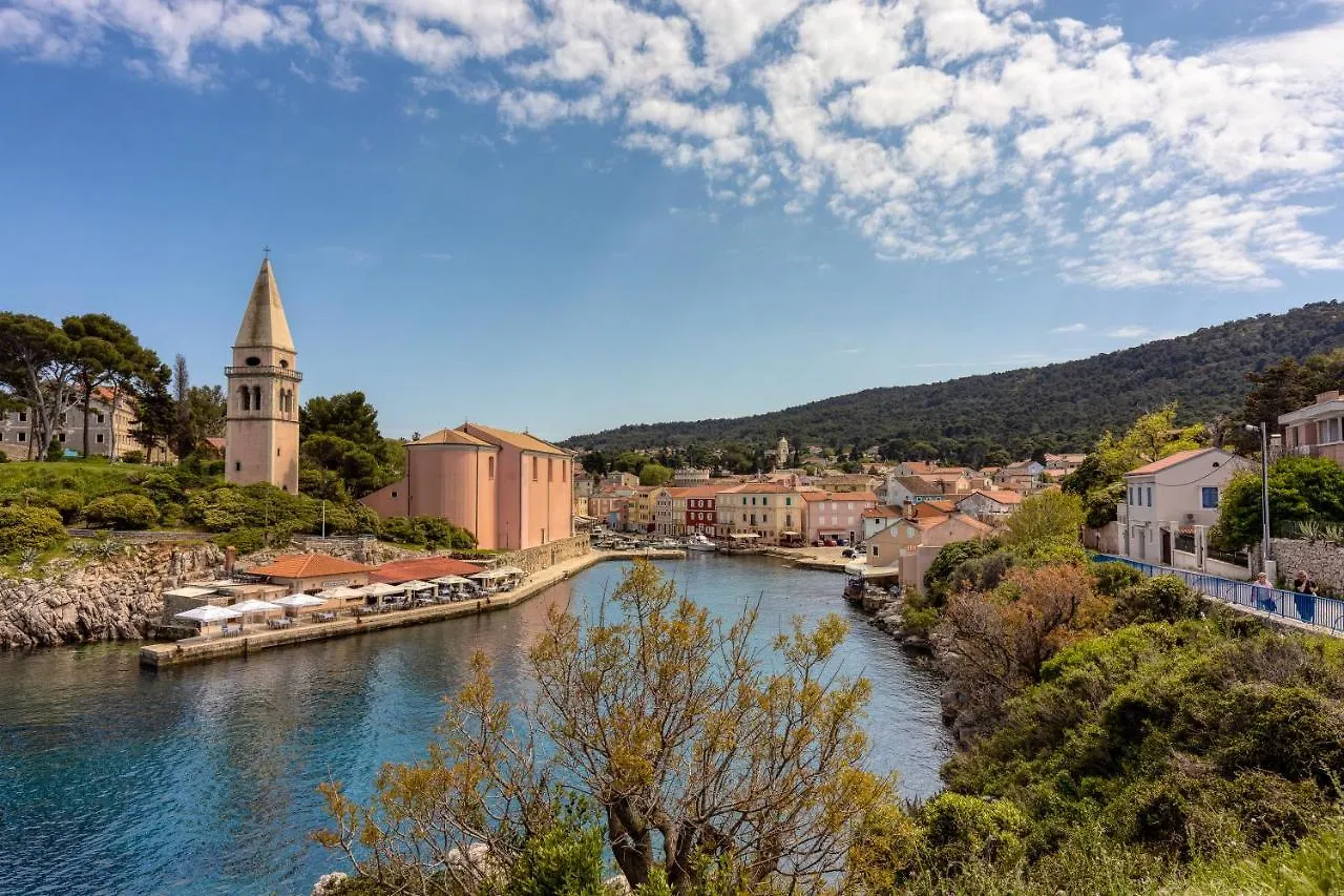 Enolabee Harbour View Apartment - Happy Rentals Mali Lošinj 0*,  Croaţia